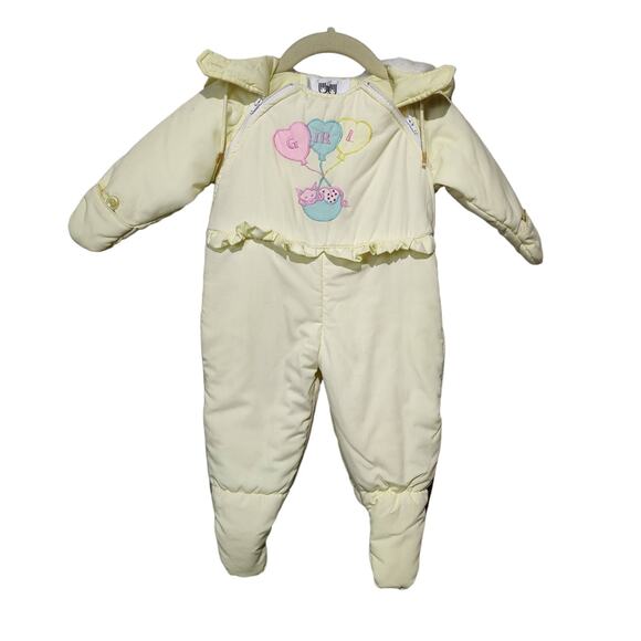 Vintage Baby Girls Sz 0-6 mos Yellow Puffy Bunting Snow Suit One Piece Coat Cat - Picture 1 of 9